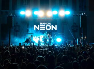 Banda Neon: de la festa major als hits virals