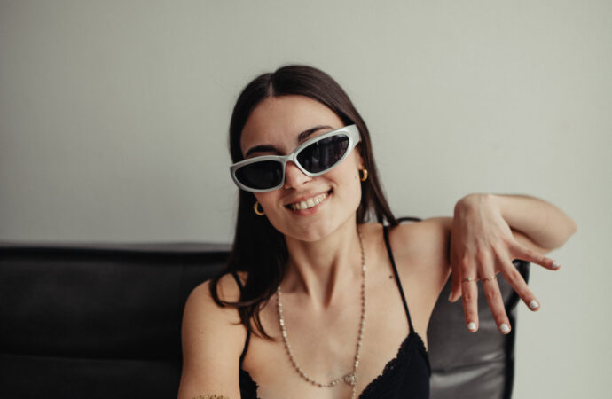 Gemma CB, la pianista que fa ballar el català a ritme de ‘timba’ i ‘salsa’