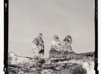 Genís Arnal ens convida a la seva primavera particular amb ‘Pensa en mi quan deixi de ploure’